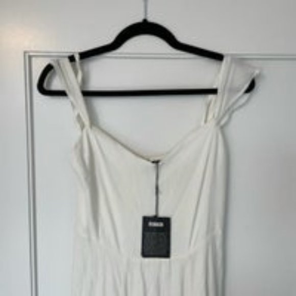 Reformation Poppy Dress in Ivory Wedding Gown - Picture 8 of 12